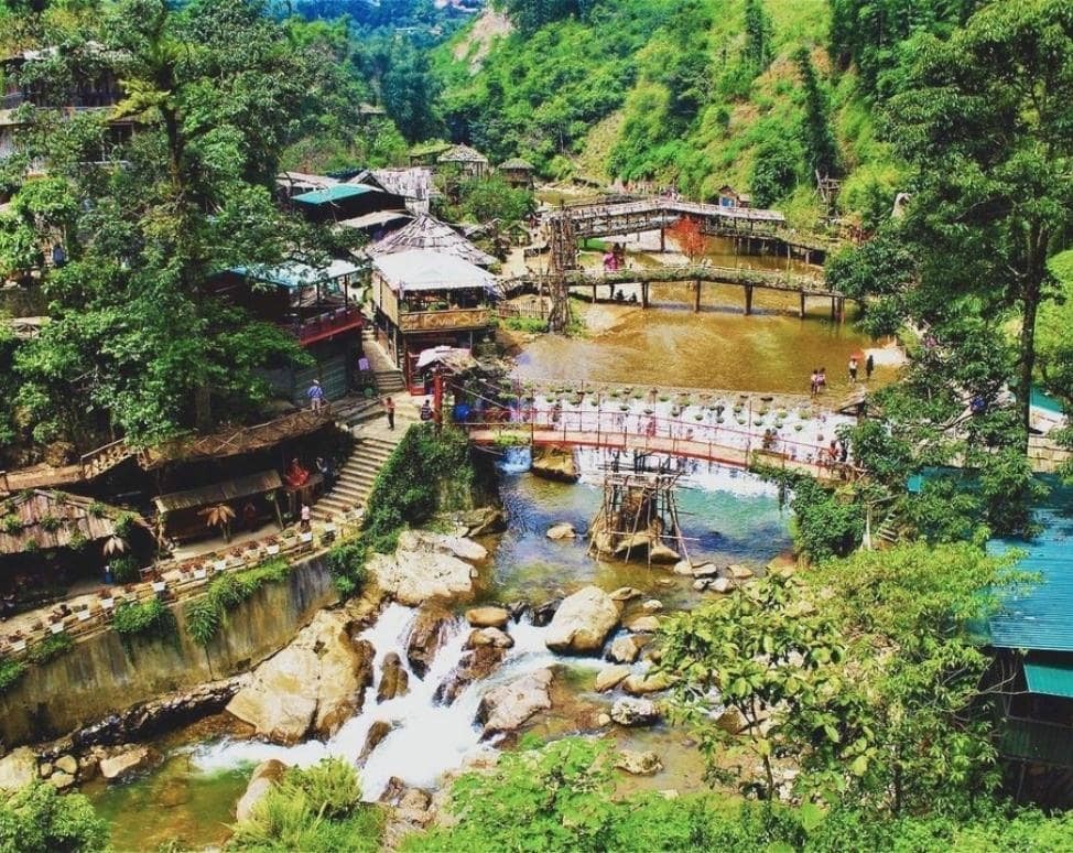 Destination tour image