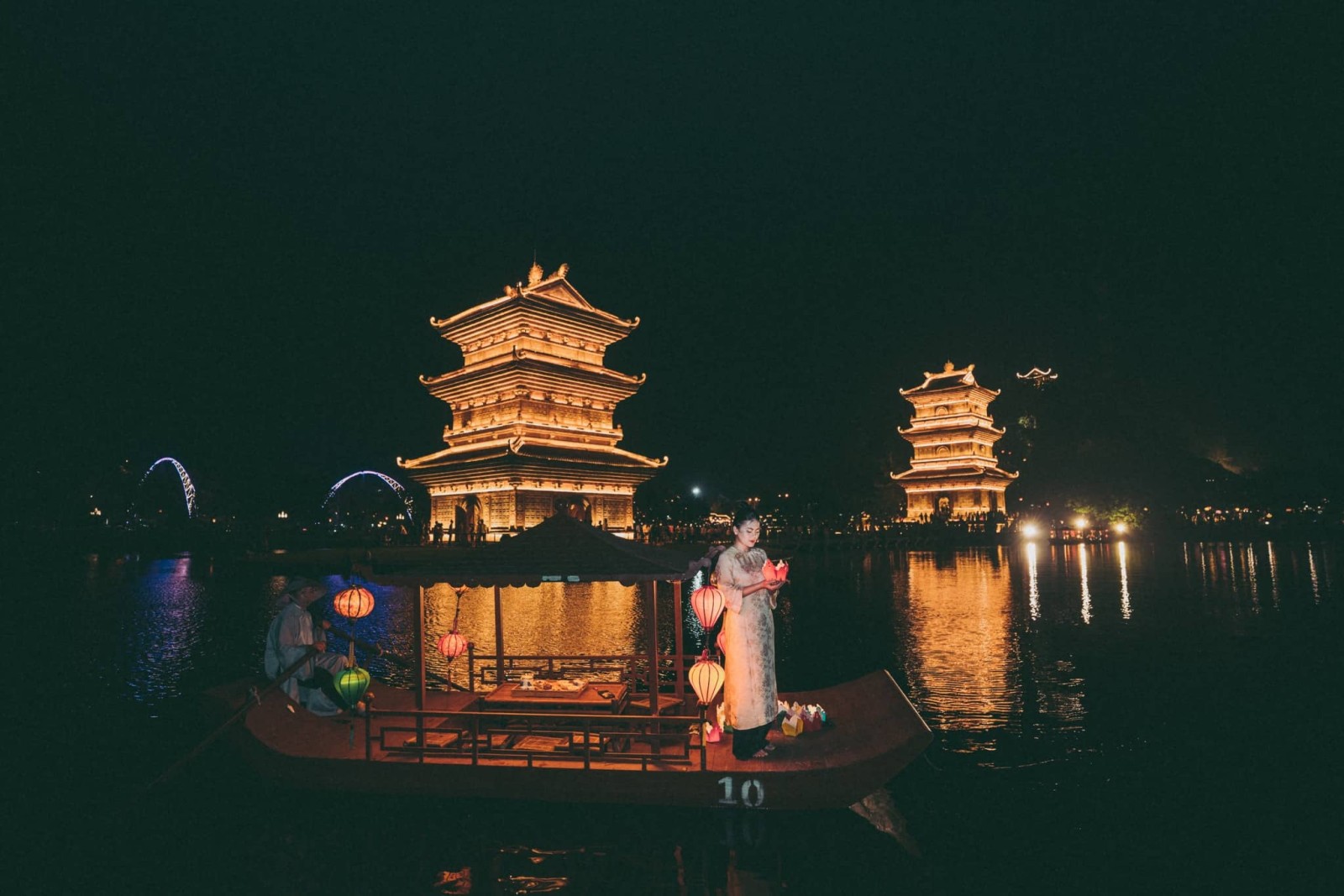 Destination tour image