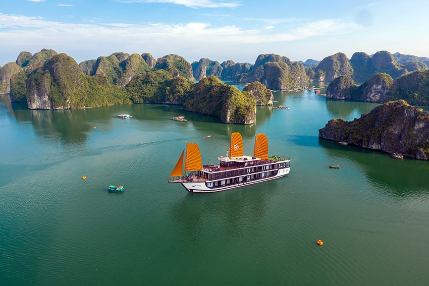 Tour Lan Hạ 2N1Đ - Ngủ Tàu Peony