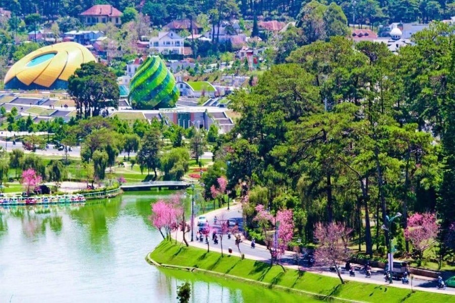 Destination tour image