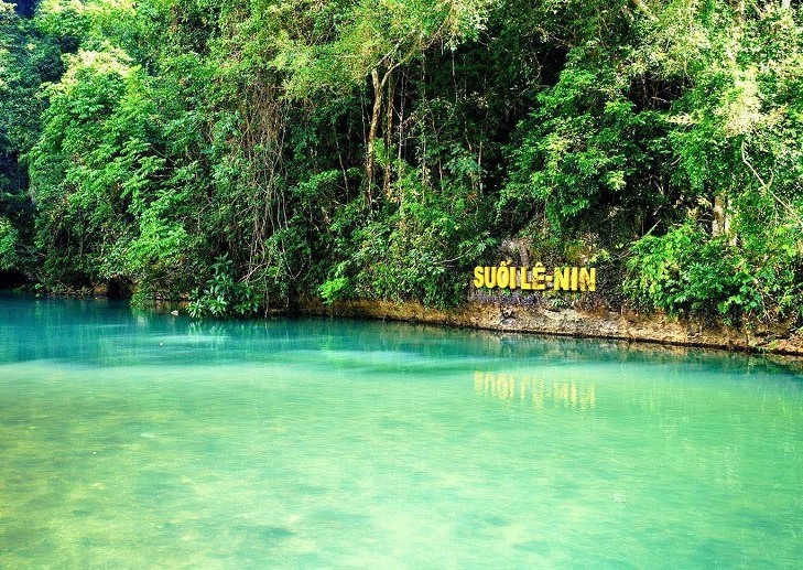 Destination tour image