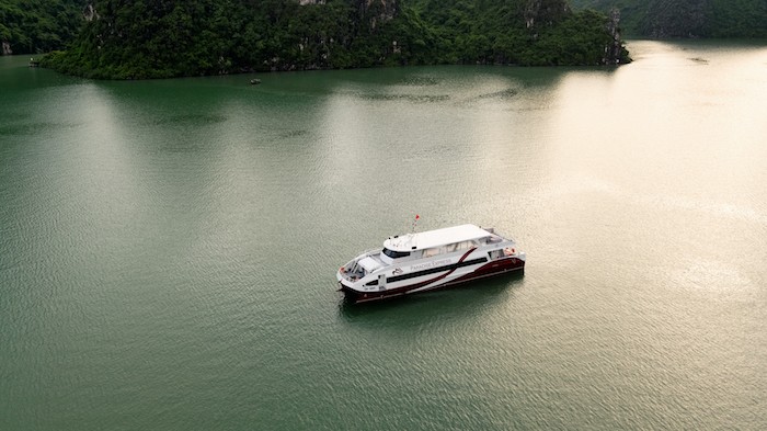 Destination tour image