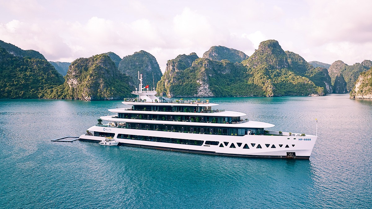 Destination tour image